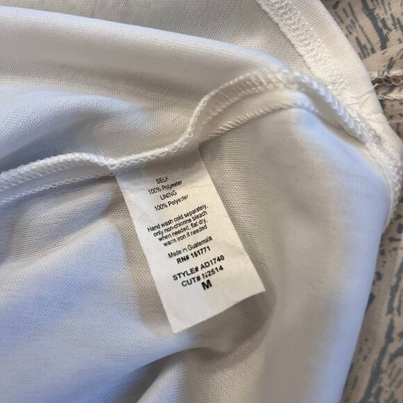 Gilli Abstract Blue White Print Short Sleeve Mini Dress Ruffle Hem Women’s M - Picture 8 of 8